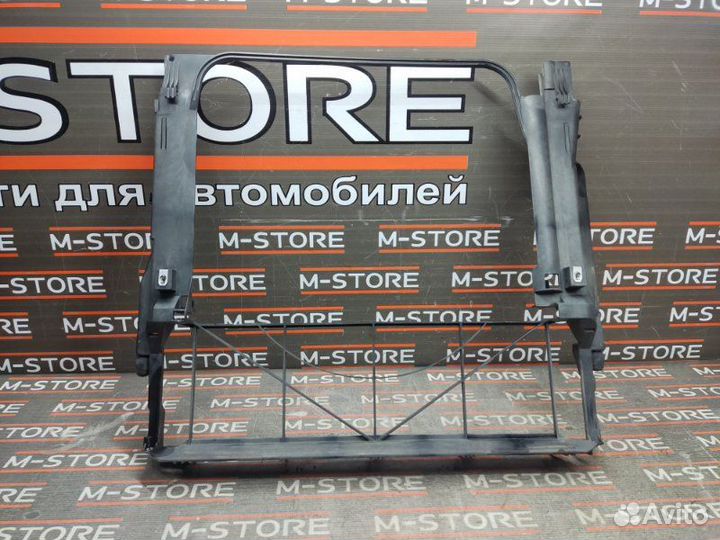 Кассета радиаторов Bmw X5 E53 M54B30 2004