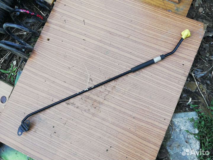 Упор капота Киа Сид 3 CD