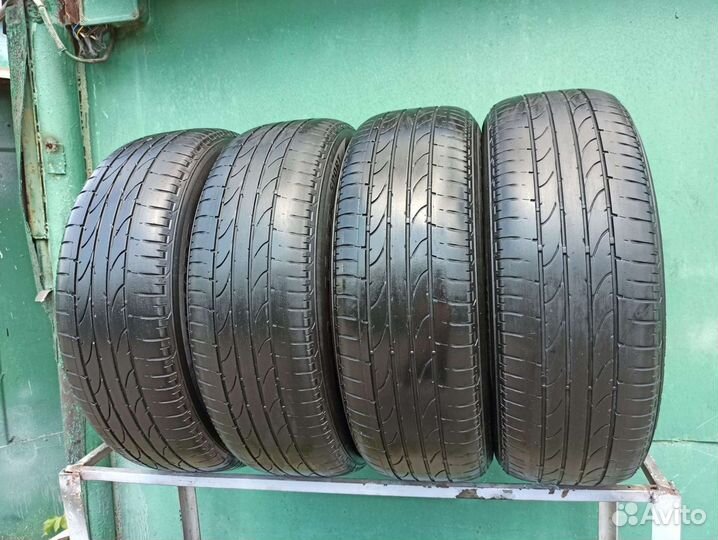 Bridgestone Dueler H/P Sport 215/60 R17 96H