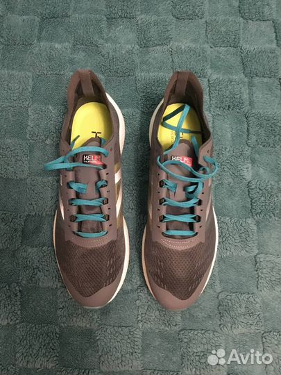 Новые кроссовки kelme