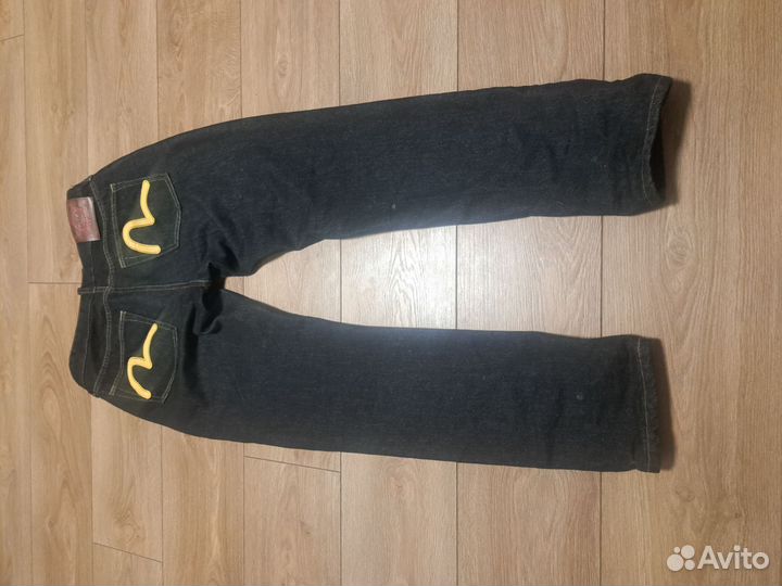 Джинсы evisu