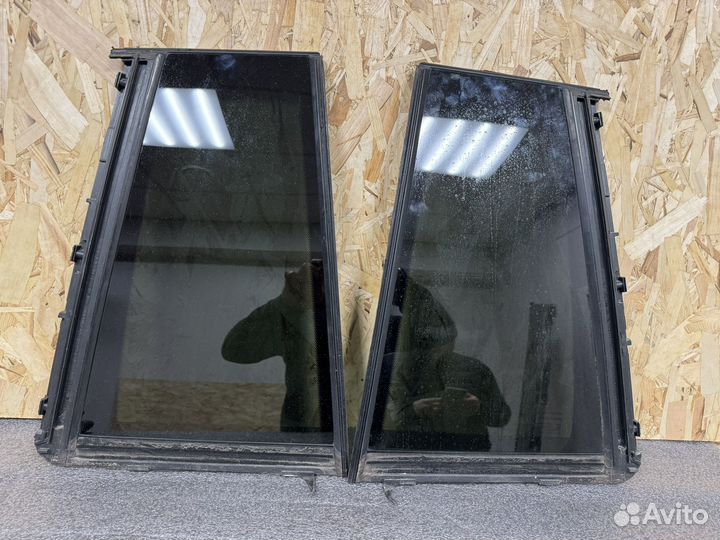 Форточка двери Mercedes GLS GL 166 X166