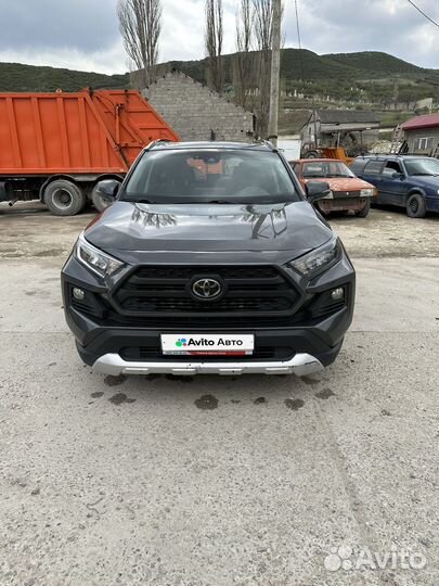 Toyota RAV4 2.5 AT, 2019, битый, 65 000 км