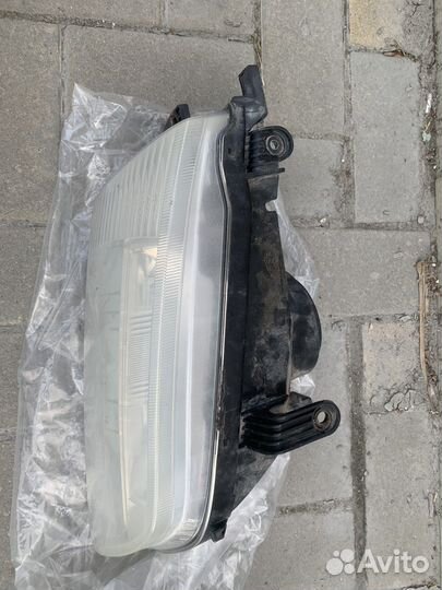 Фары на nissan sunny