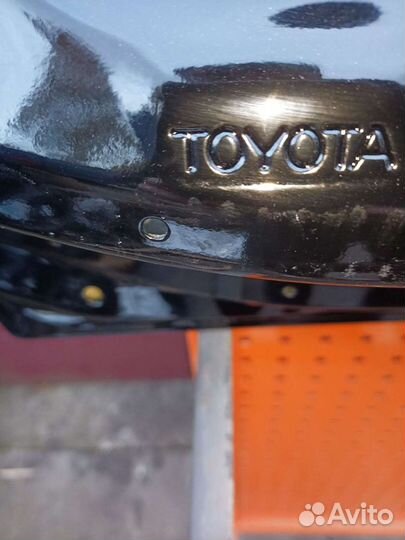 Крышка дверь багажника Лексус лх