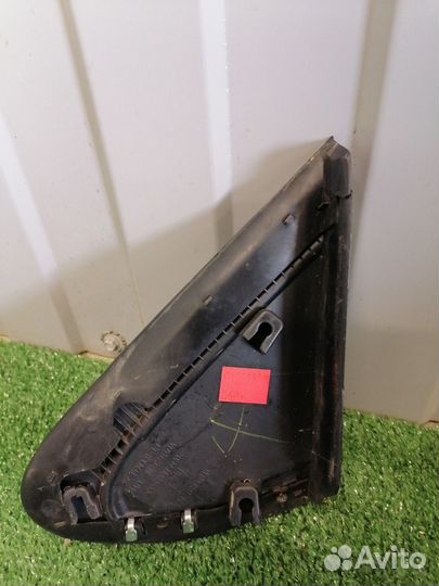 Уголок передний правый Chevrolet Cruze 2 J400