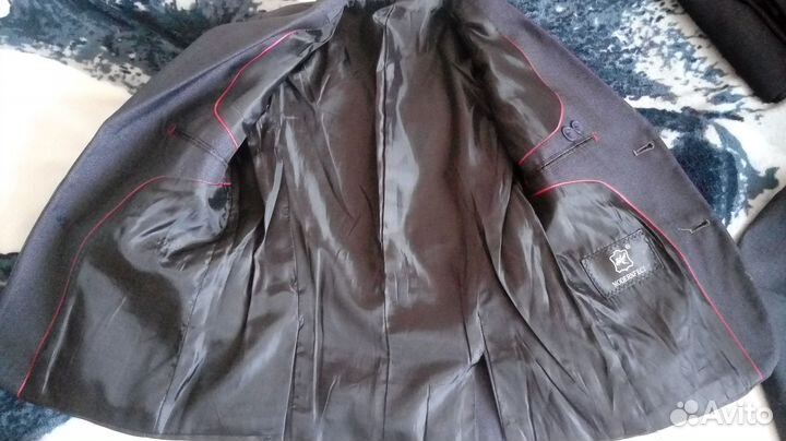 Школьный костюм