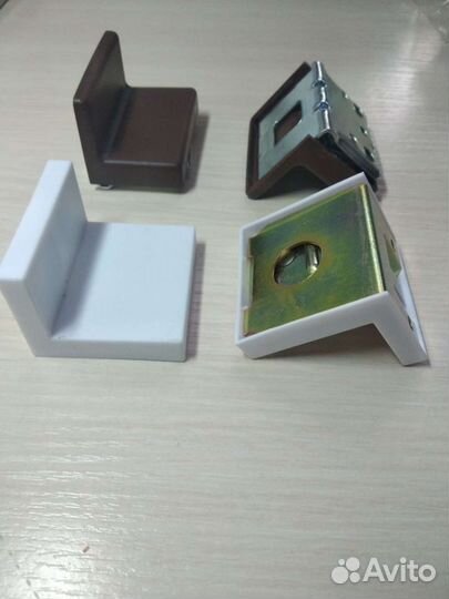 Уголок мебельный