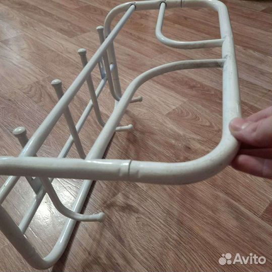 Вешалка для одежды настенная