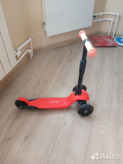 Самокат детский трехколесный kreiss