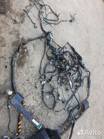 Проводка салона Ford Explorer V 2010–2016