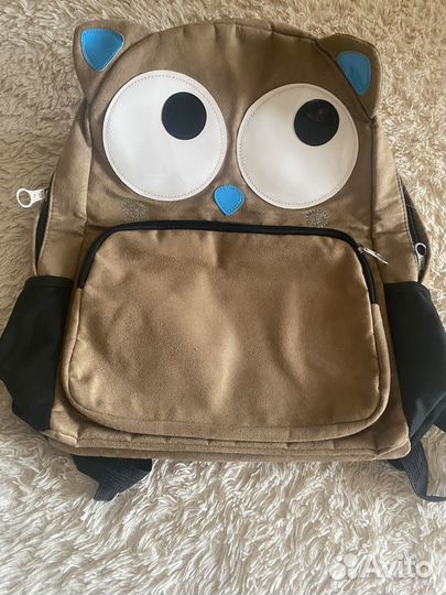 Рюкзак с глазами