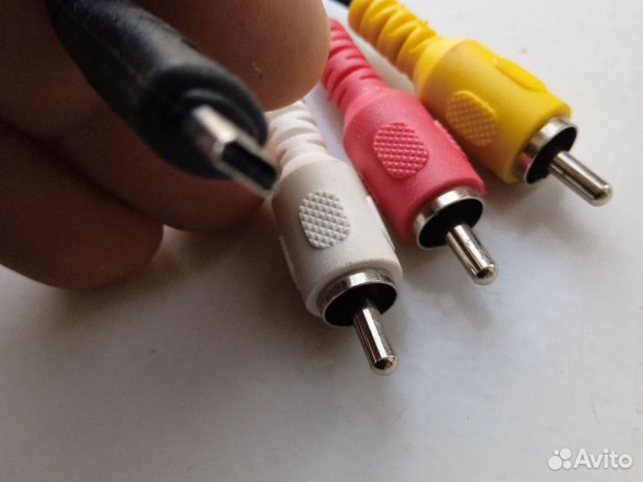Запасной AV - кабель