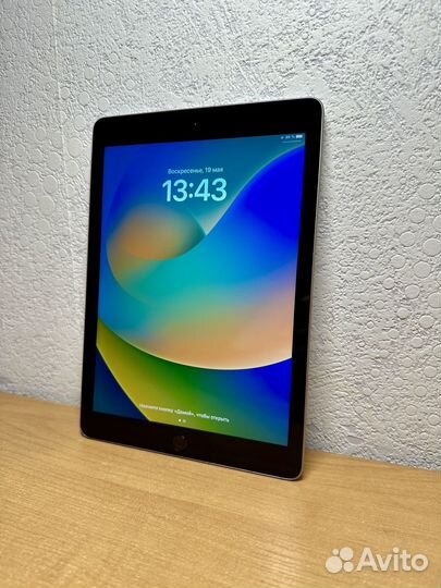 Apple iPad 2018 32 Gb (6th generation)