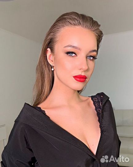 Визажист/бровист