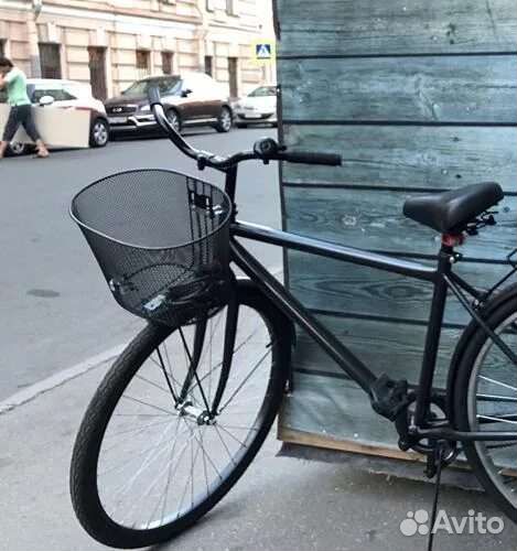 Металлическая корзина для городского велосипеда