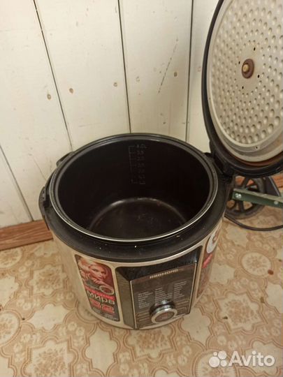 Мультиварка редмонд бу