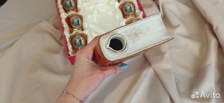 Набор охотника. Фарфоровый графин и рюмки