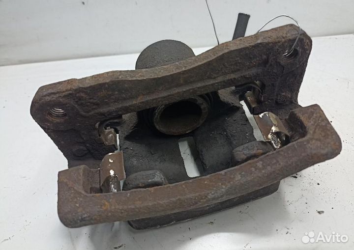 Суппорт задний правый Opel Antara