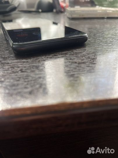 Samsung Galaxy S22, 8/128 ГБ