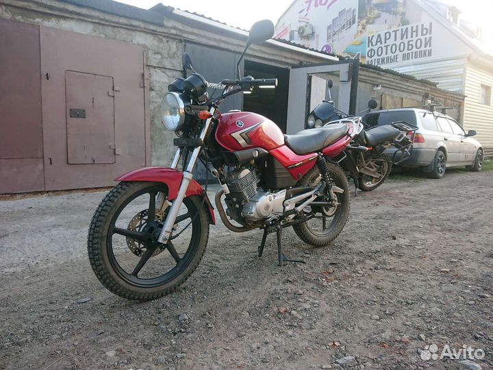 Yamaha ybr125