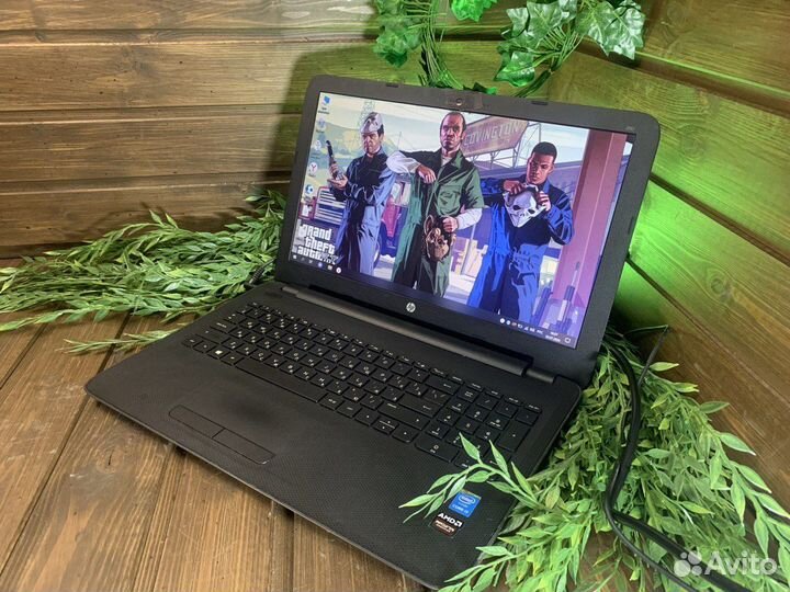 Игровой ноутбук HP i3/8GB/SSD/M330
