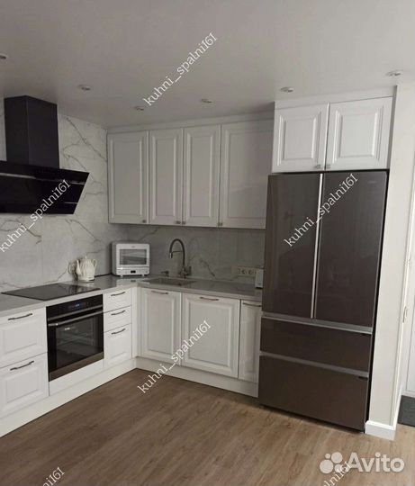 Кухня Угловая Белая Неоклассика