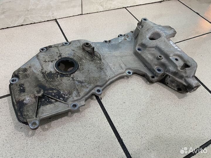 Передняя крышка двигателя Nissan tiida C11