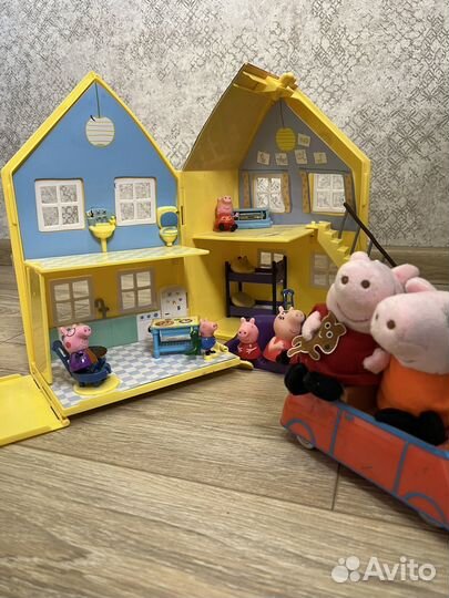 Игрушка Свинка пеппа дом и машина