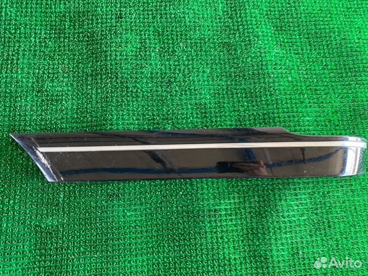 Накладка на крыло лев. зад. Toyota Land cruiser, L