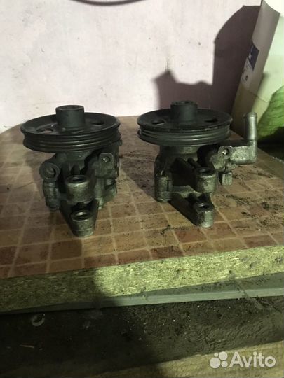 Насос гидроусилителя на KIA спортедж 2 2010года