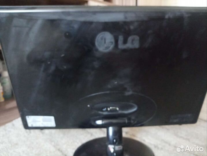 Монитор LG