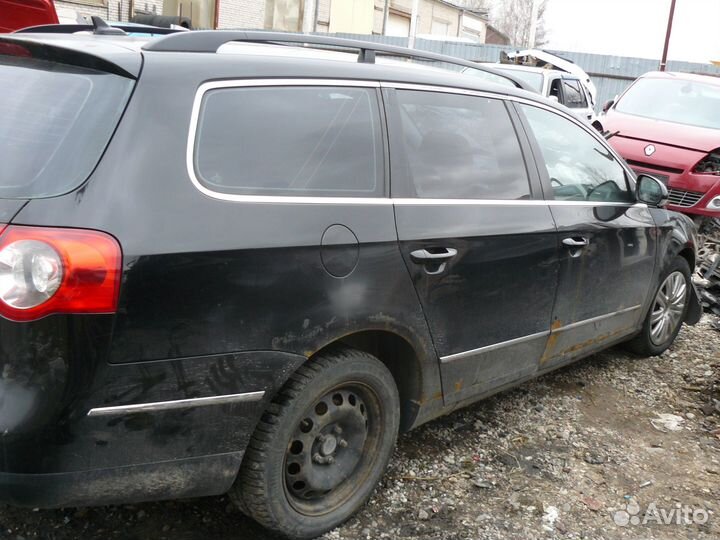 Кузовные запчасти для Volkswagen Passat B6 2006г