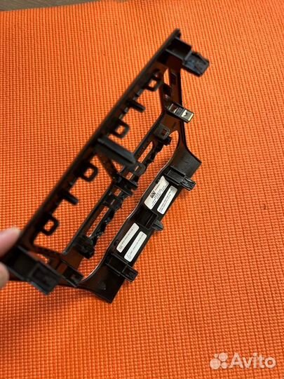 Декоративная накладка центральной консоли Land