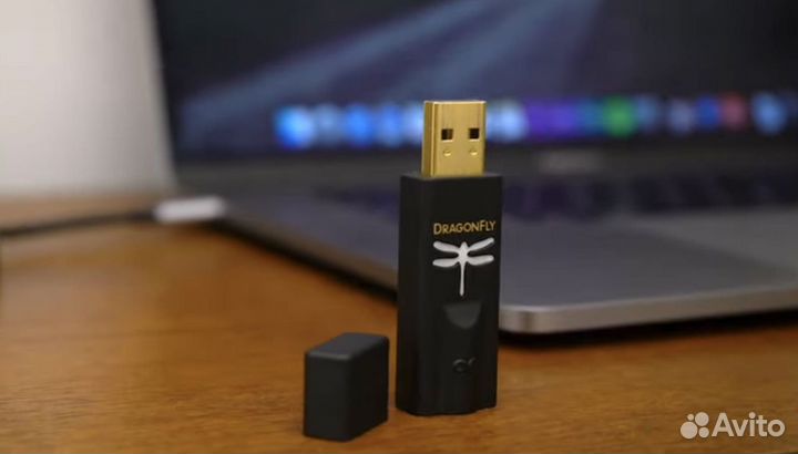 Портативный USB цап AudioQuest DragonFly black