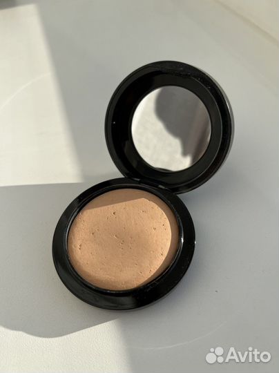 Пудра Mac mineralize medium golden
