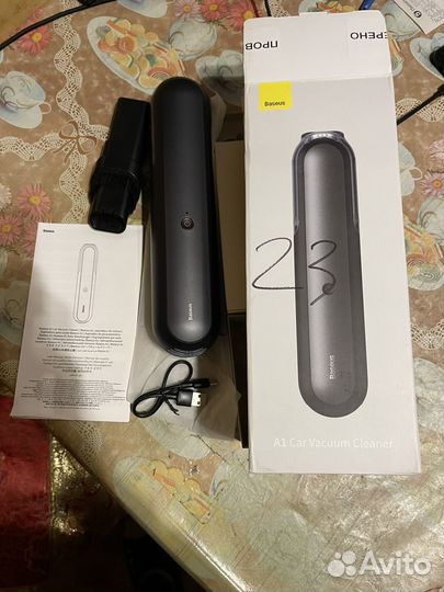 Автомобильный пылесос Baseus A1