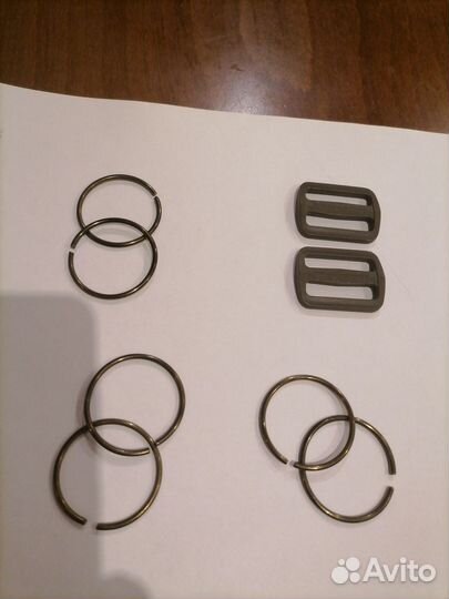 Фурнитура: пряжки, карабины от