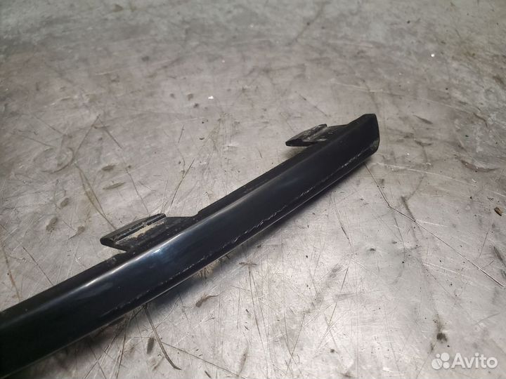 VW Polo Sedan Левая накладка заднего бамера