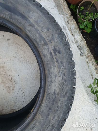 Bridgestone Blizzak Spike-02 185/65 R15