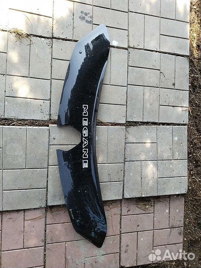 Дефлектор капота Меган2