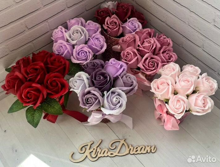 Букеты из пенных роз в коробке