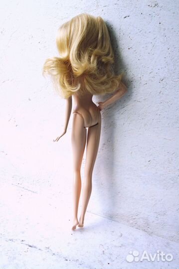 Барби Холидей