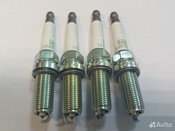 Свечи платиновые NGK 92649 (Denso ixeh22TT)