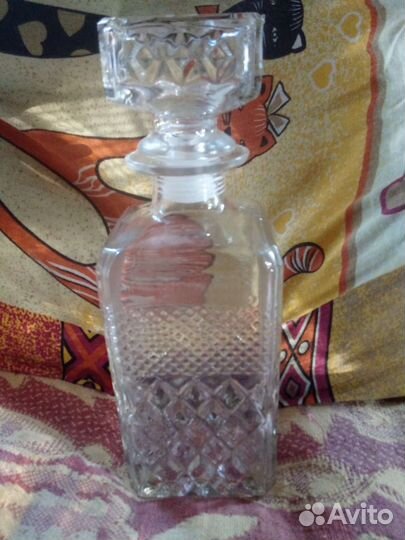 Стеклянный штоф