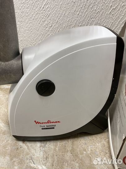 Мясорубка электрическая новая moulinex hv4