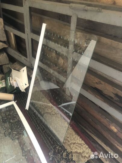 Полочки в хододильник Stinol