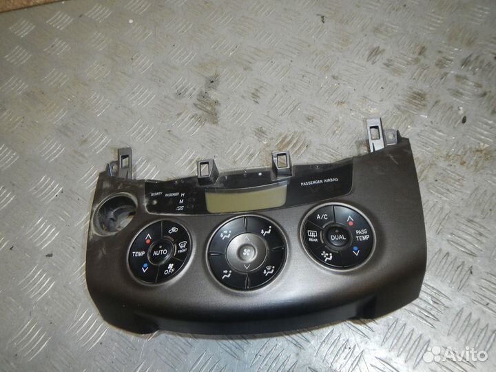 Блок управления климатической установкой, Toyota