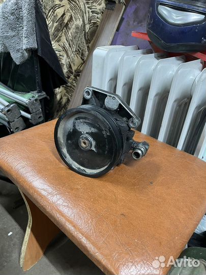 Насос и бочек гура mercedes ml 164