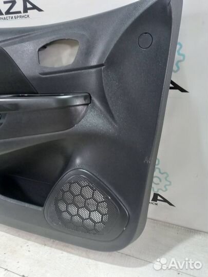 Обшивка двери передней левой Renault Kaptur